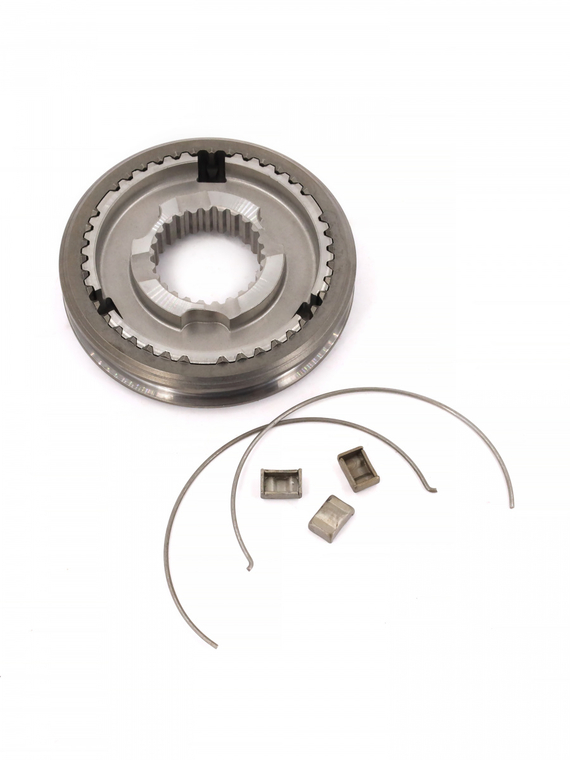 Комплект муфта синхронизатора со ступицей 1-2-5 передачи и заднего хода(рестайлинг)