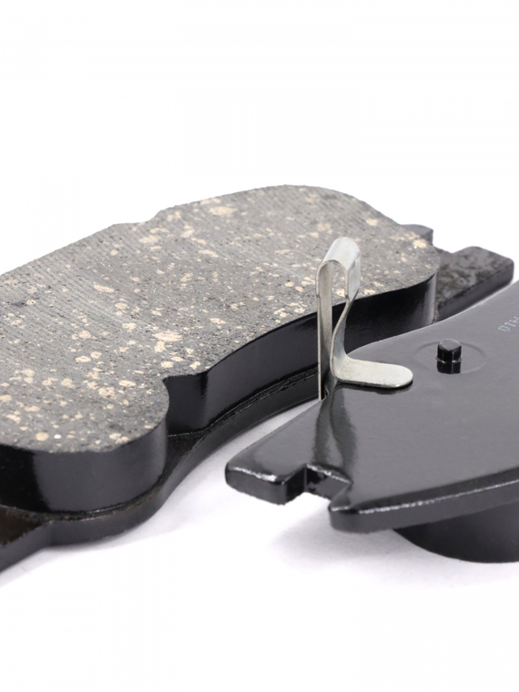 Комплект колодок переднего дискового тормоза