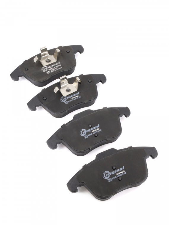 Комплект керамических тормозных колодок 1379971