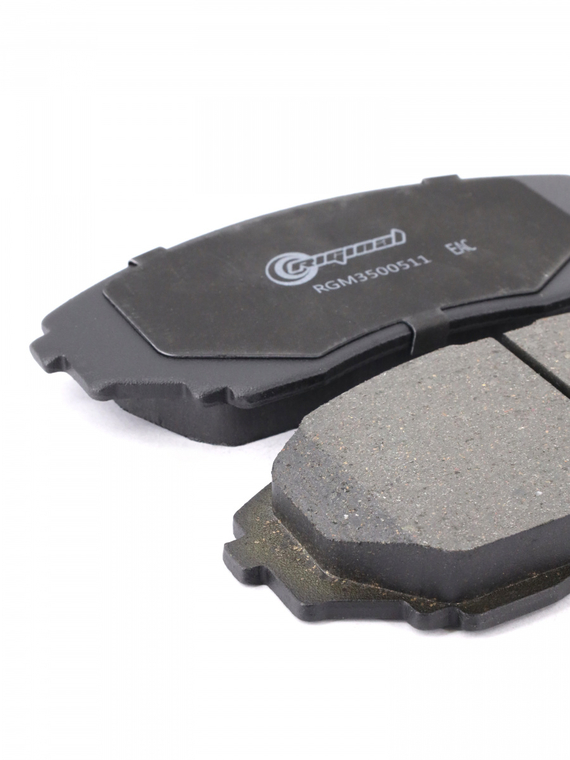 Комплект колодок переднего дискового тормоза (LBZ13323Z)