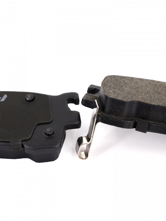 Комплект колодок переднего дискового тормоза (3894048)