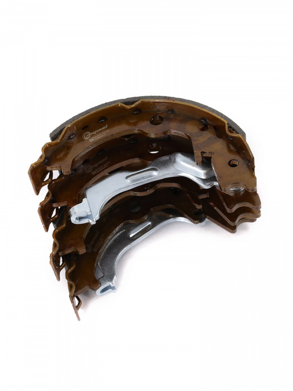 Комплект задних тормозных барабанных колодок 96348197