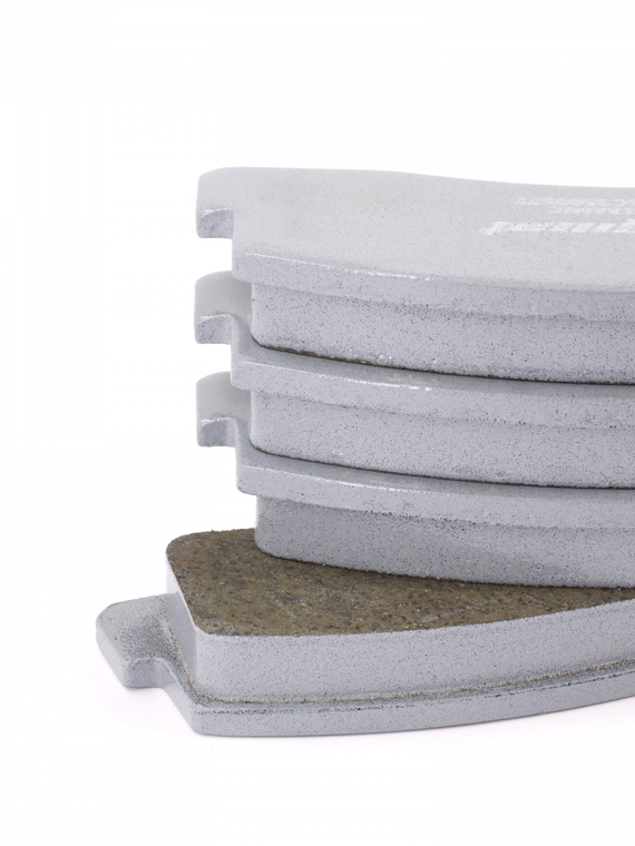 Комплект передних тормозных колодок Ceramic 2121-3501090