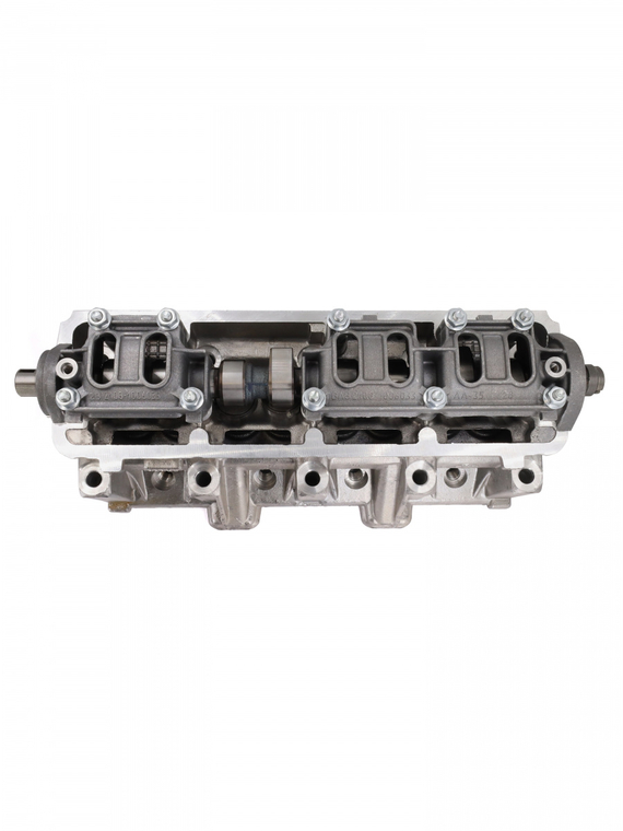 Головка блока цилиндров с  распредвалом и клапанами